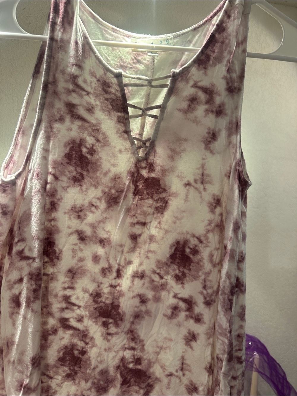 Women’s Tie-Dye Lace-Up Tank Top - Dusty Rose/White